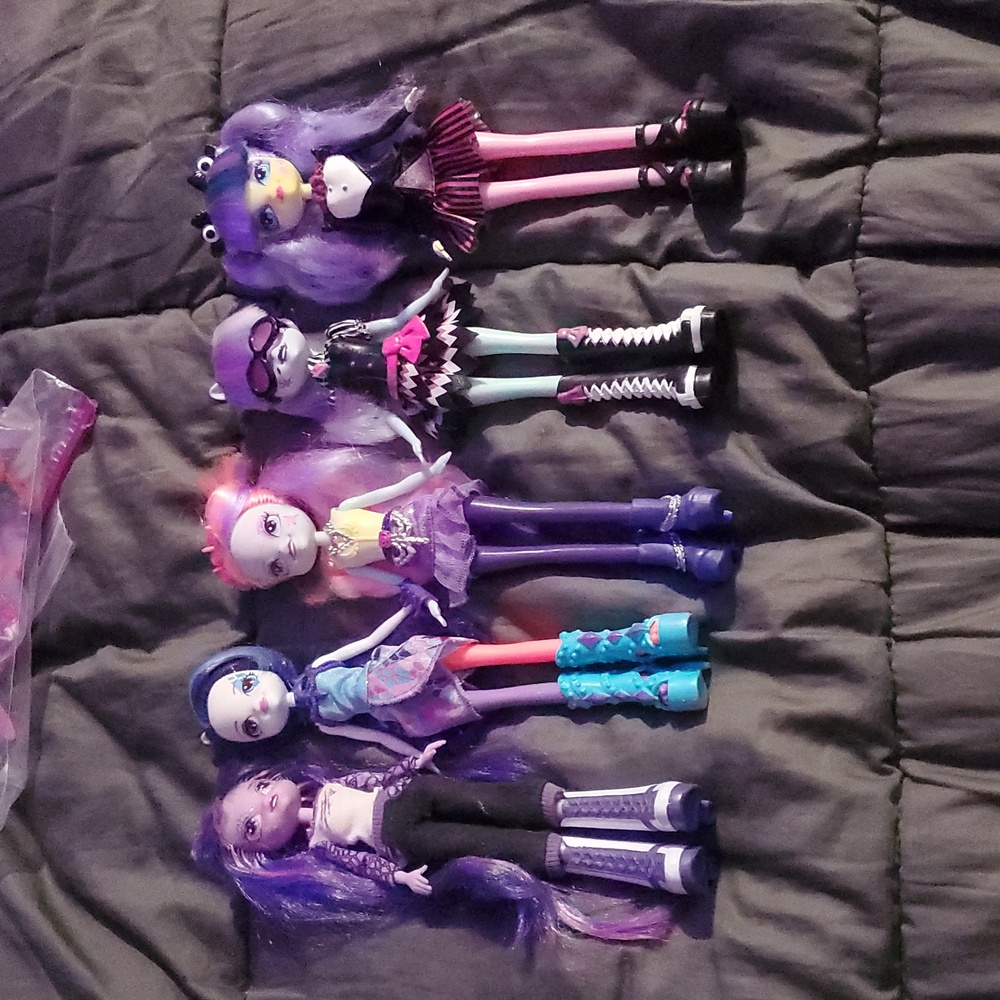 MY LITTLE PONY EQUESTRIA GIRLS